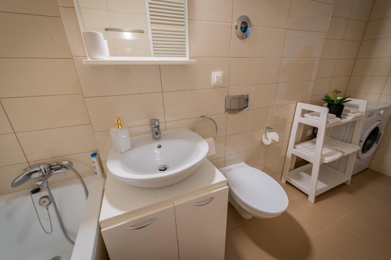 Coresi Vibe Studio Braşov Buitenkant foto
