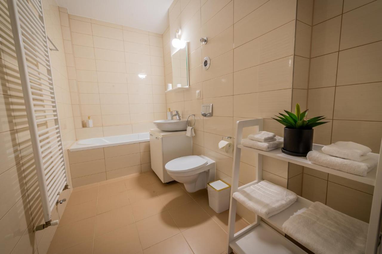 Coresi Vibe Studio Braşov Buitenkant foto